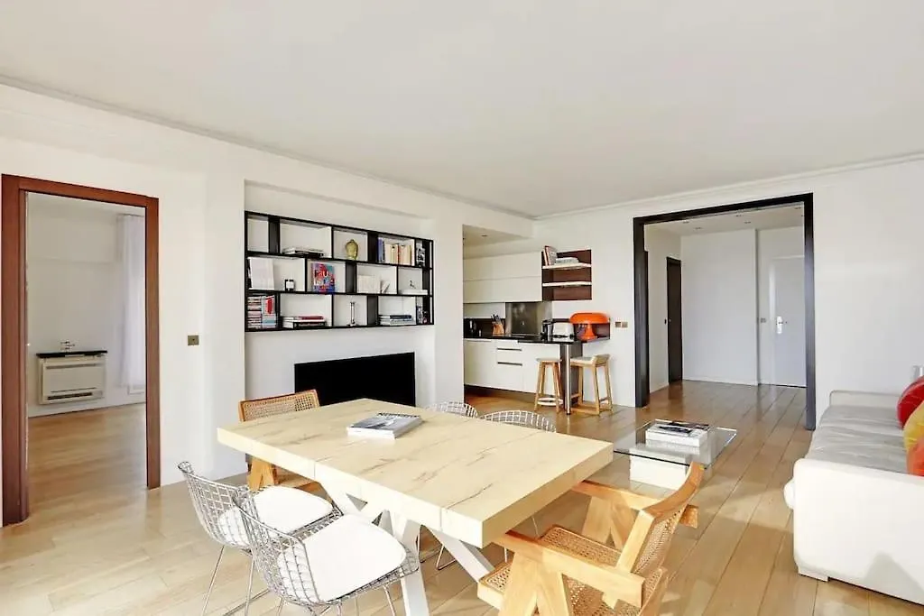 Penthouse Champs Elysees, Vue Sur Tout Paris Et La Tour Eiffel Apartamento