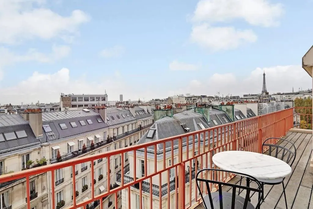 Penthouse Champs Elysees, Vue Sur Tout Paris Et La Tour Eiffel 0*,  Francia